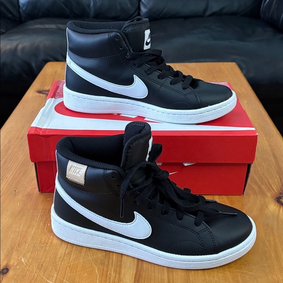 ✔️Size 6 - NWT: NIKE - Women's Court Royale 2 Mid Sneakers - Picture 13 of 16